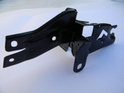 UCHWYT POMPY ABS 6C0614235A...